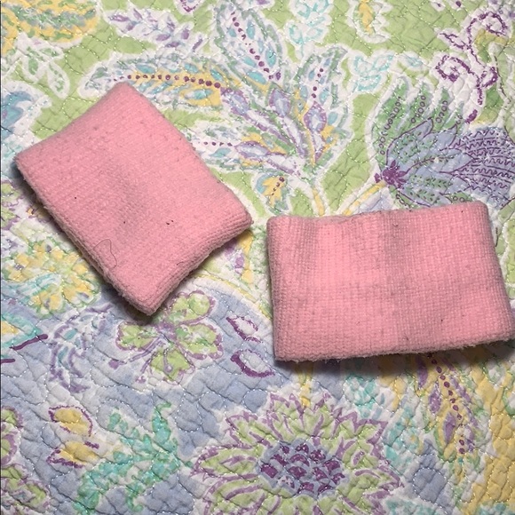 PINK UNDER ARMOR WRISTBANDS - Picture 5 of 7